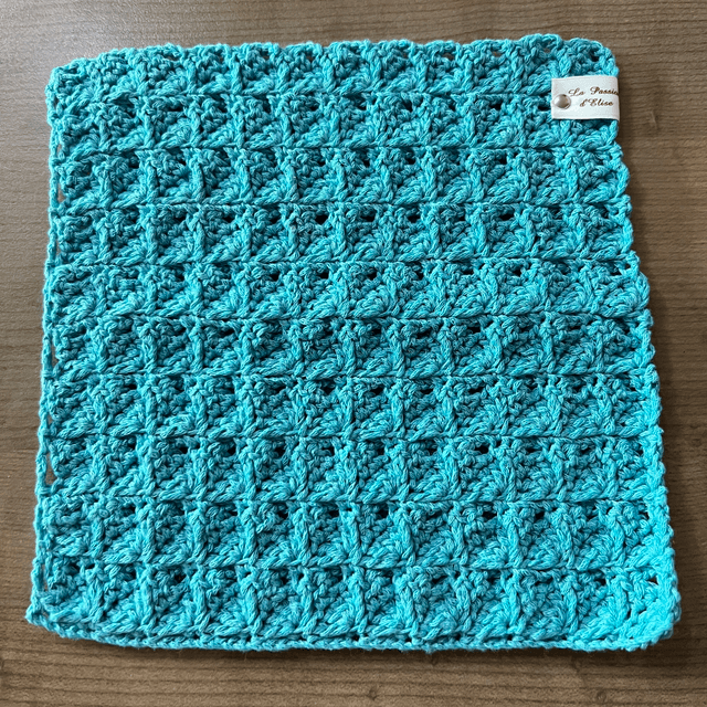 Mini serviette au crochet – 20x20 cm