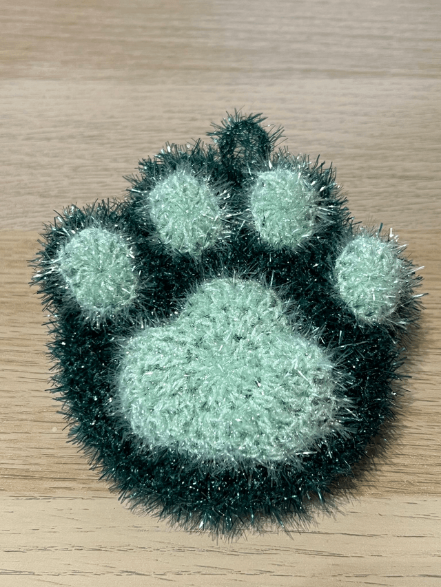 Eponges au crochet en forme de patte de chat