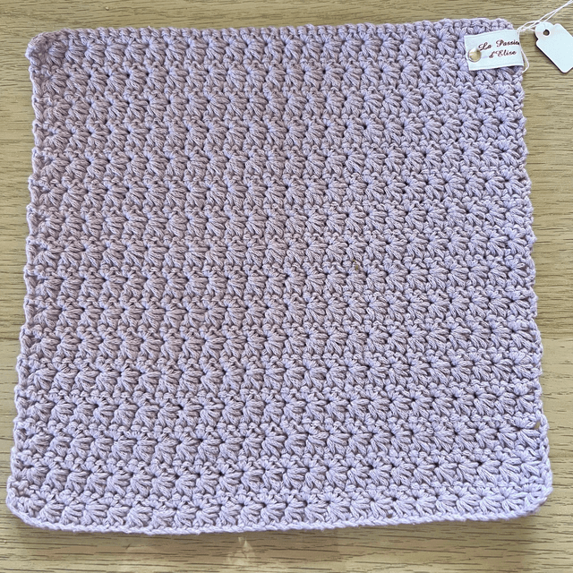Mini serviette au crochet – 20x20 cm