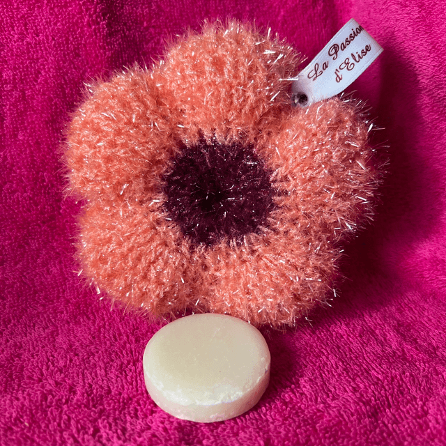 Eponges au crochet en forme d&#039;hibiscus